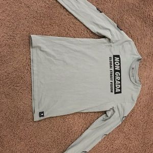 Green long sleeve T-shirt